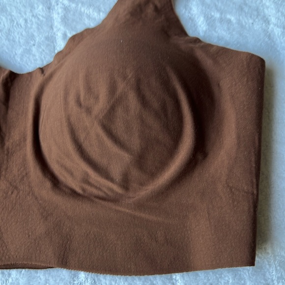 Commando Classic Comfy Scoop Neck Stretch Bra - Picture 4 of 10